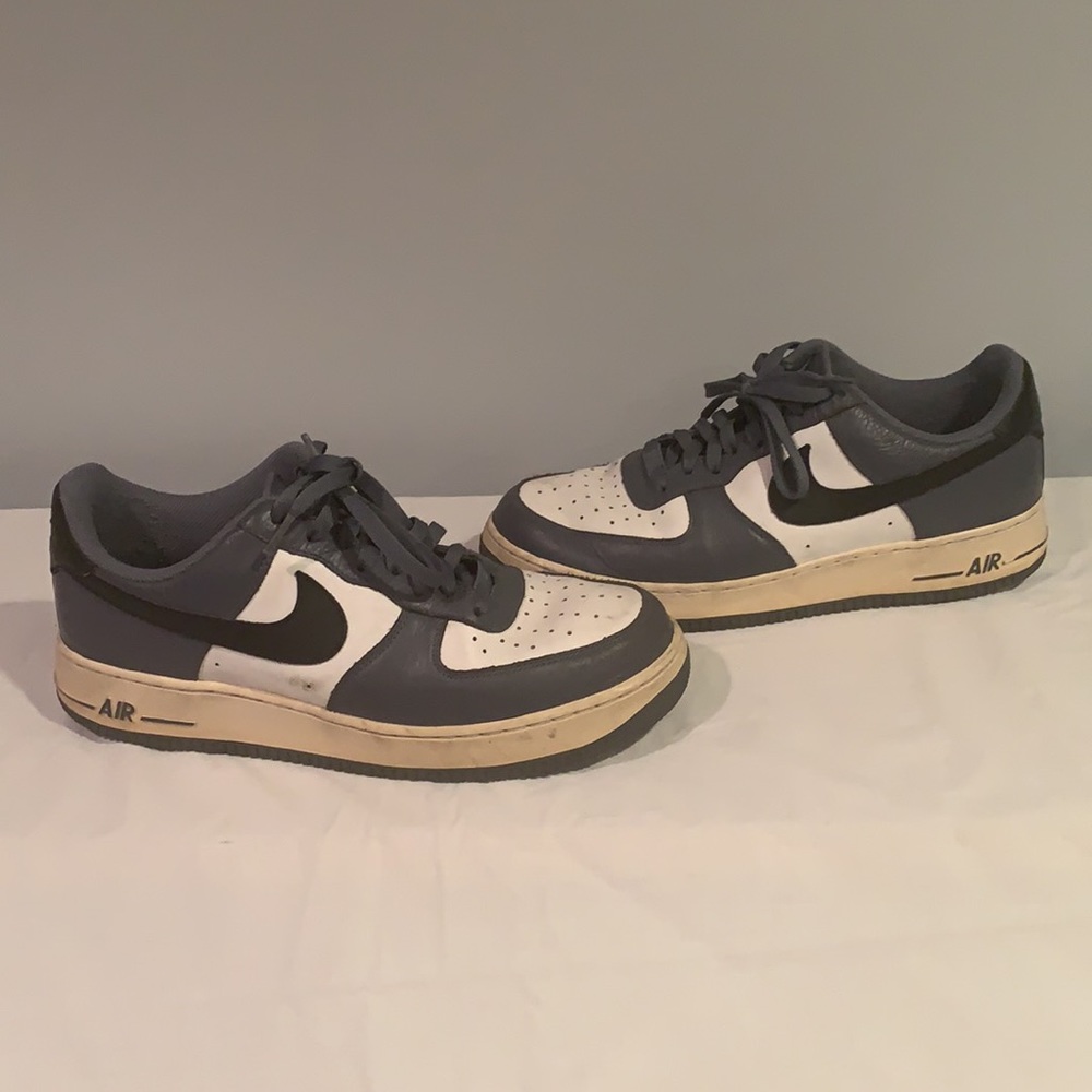 SPECIAL EDITION men’s Nike AF1 size 11